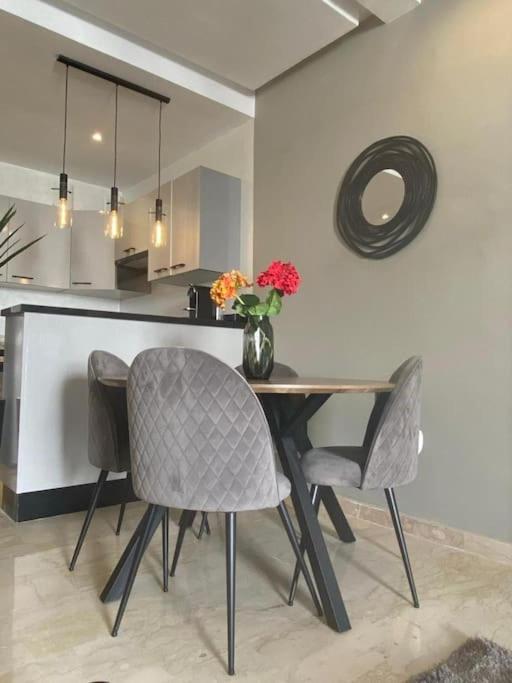 Appartement De Luxe ,Piscine,Parking,Terrasse Agadir Eksteriør billede