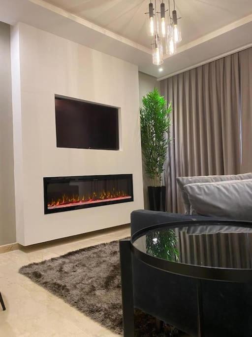 Appartement De Luxe ,Piscine,Parking,Terrasse Agadir Eksteriør billede